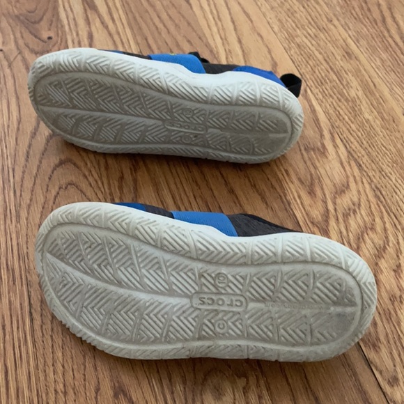 Boys CROCS water shoes.  Good used condition - Picture 5 of 5